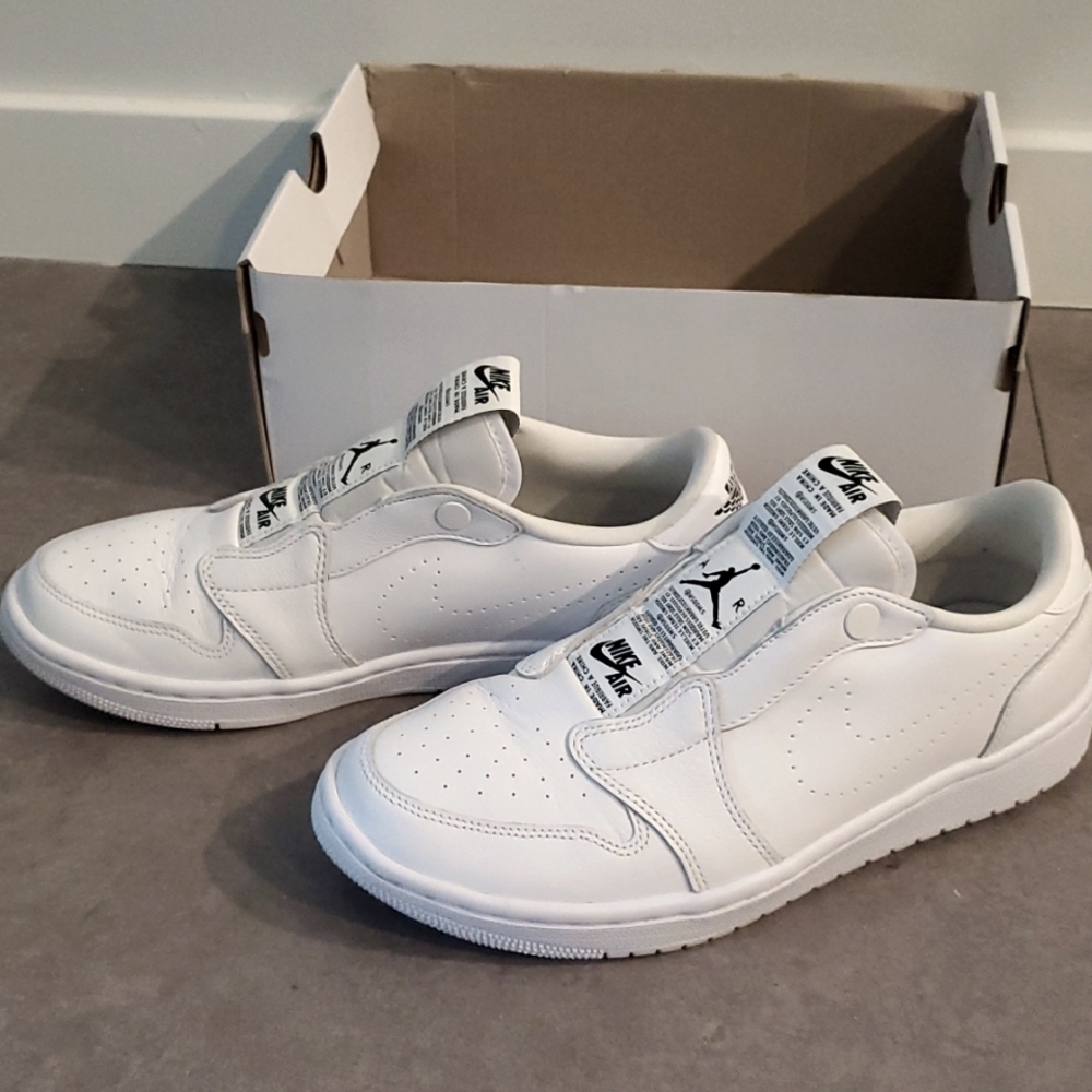 Jordan 1 Retro Low Slip White